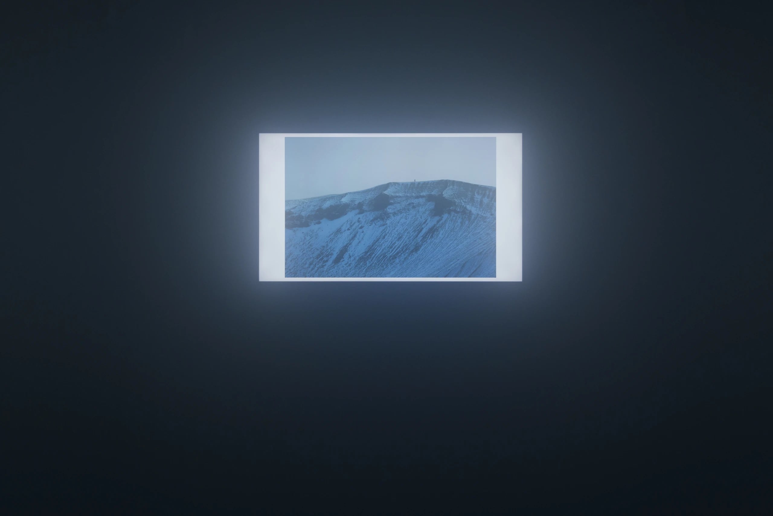 [Blink⁄Blank] in Access to Memory － in Iceland